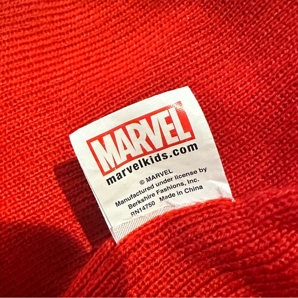 Reversible Little Kids Spider Man Winter Beanie (OS) - Picture 8 of 8